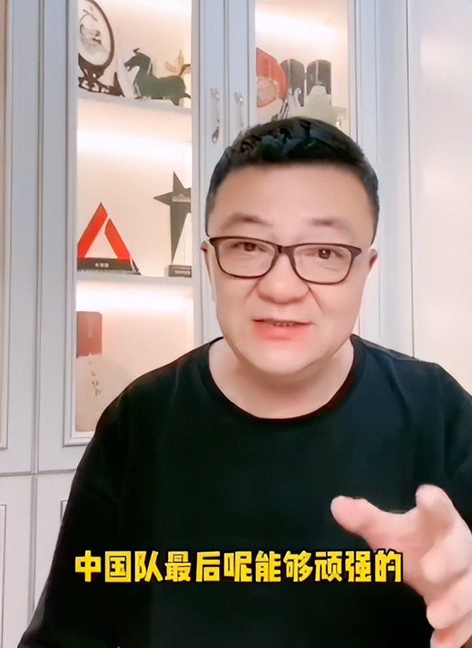 史密斯激动无比，连忙说道：谢谢